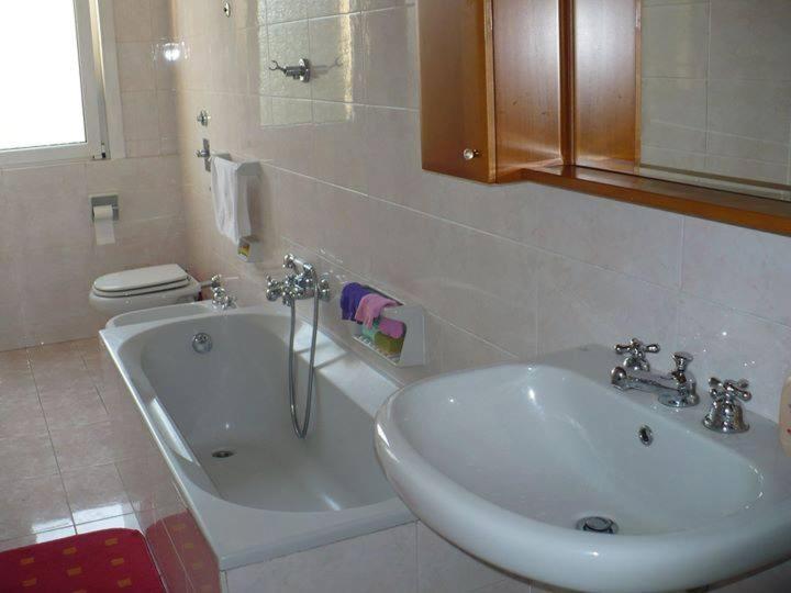 Suzzani House Milan Hotel Bagian luar foto